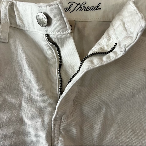 UNIVERSAL THREAD SHORTS WHITE - Picture 4 of 10